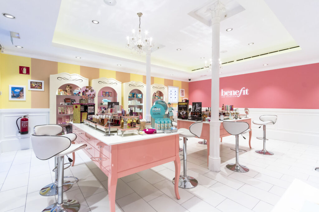 BENEFIT Boutique