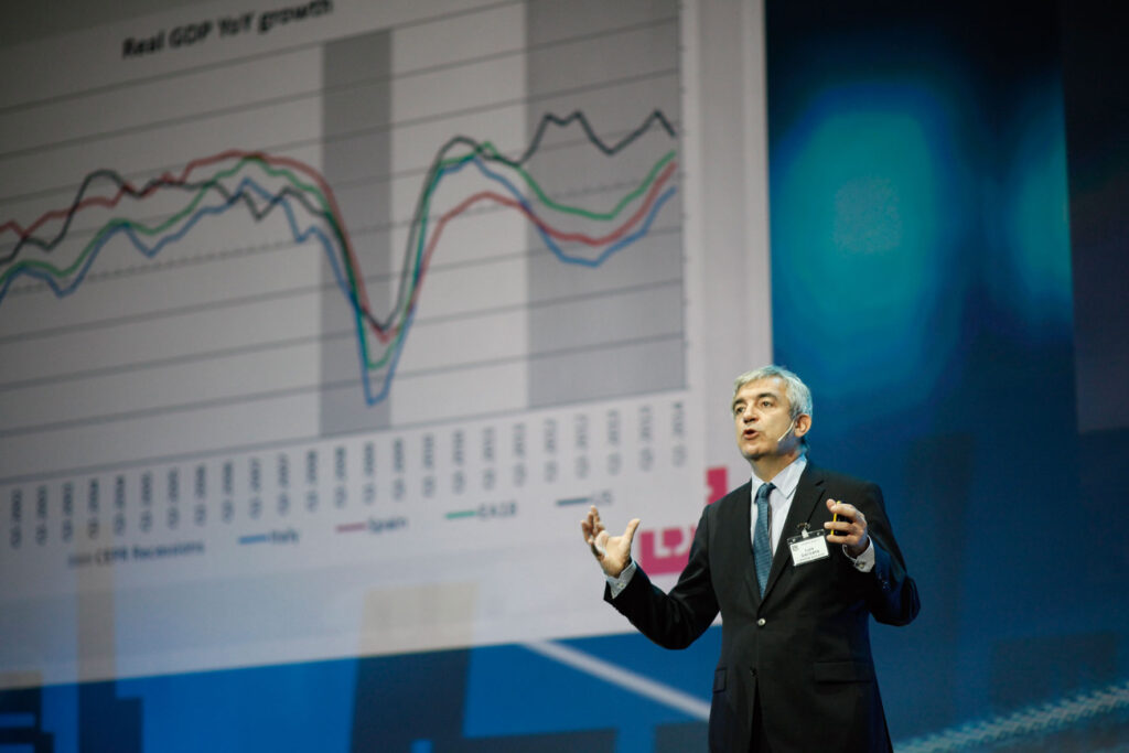 El economista Luis Garicano en el Congreso ECOC 2014.