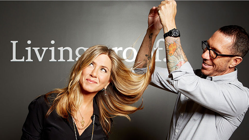 Living Proof, con Jennifer Aniston y su estilista Chris McMillan.