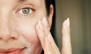 Envejecimiento de la piel, texto sobre crema más eficaz para frenar el envejecimiento
