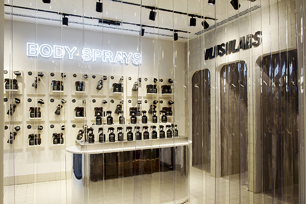 Body Sprays en la tienda The Perfume Library de Lush en Florencia.