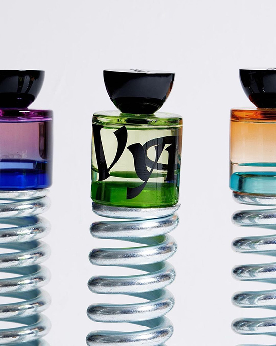 Estée Lauder invierte en la marca de fragancias Vyrao, centrada en una nueva categoría de perfumes denominados 'neuroscents'