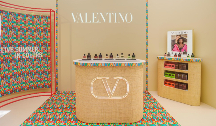 Pop-up Valentino Beauty Marbella Puente Romano